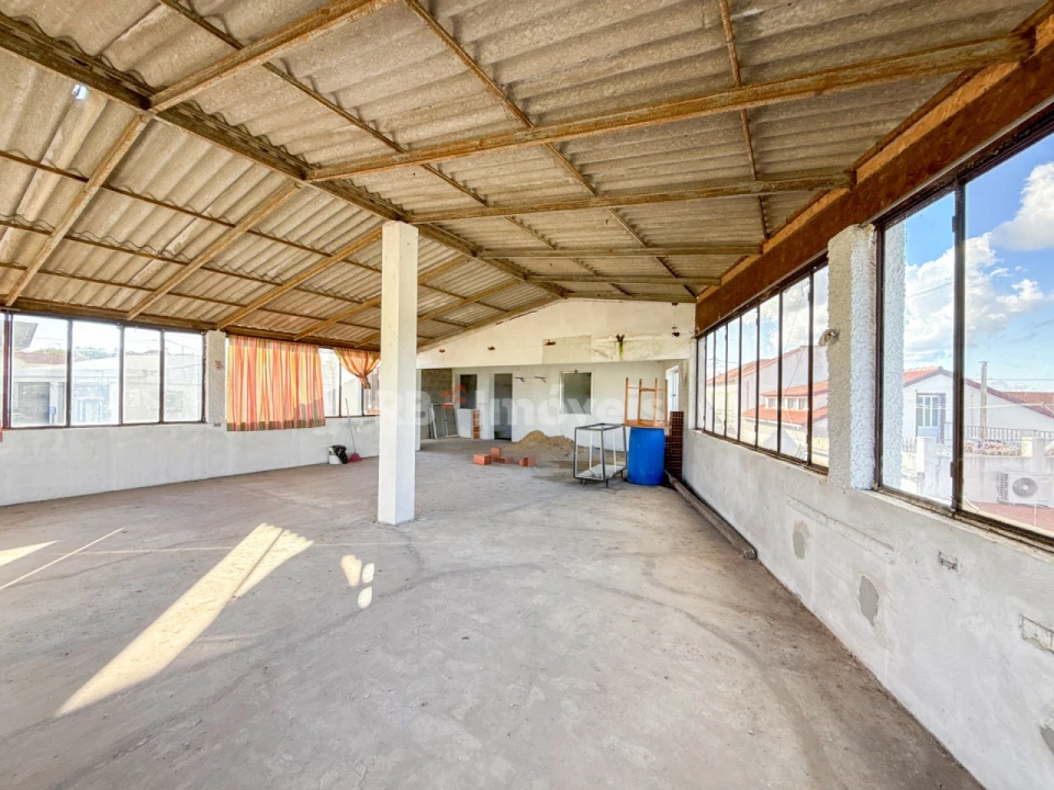 Negócio para Venda em Tramagal Foto 20