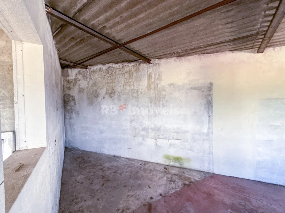 Negócio para Venda em Tramagal Foto 24