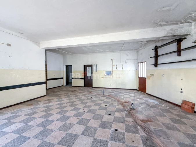 Negócio para Venda em Tramagal Foto 8