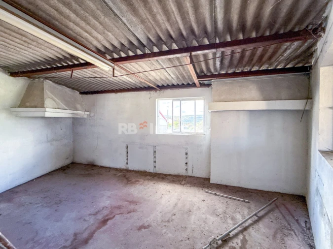 Negócio para Venda em Tramagal Foto 23