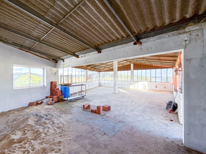 Negócio para Venda em Tramagal Foto 29