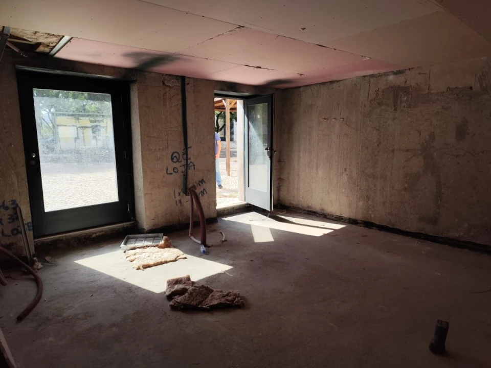 Loja para Arrendamento em Estrela Foto 4