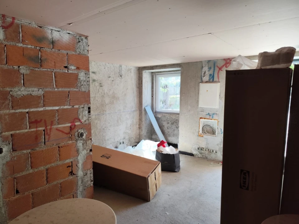 Loja para Arrendamento em Estrela Foto 11