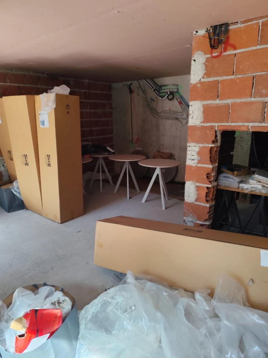 Loja para Arrendamento em Estrela Foto 13