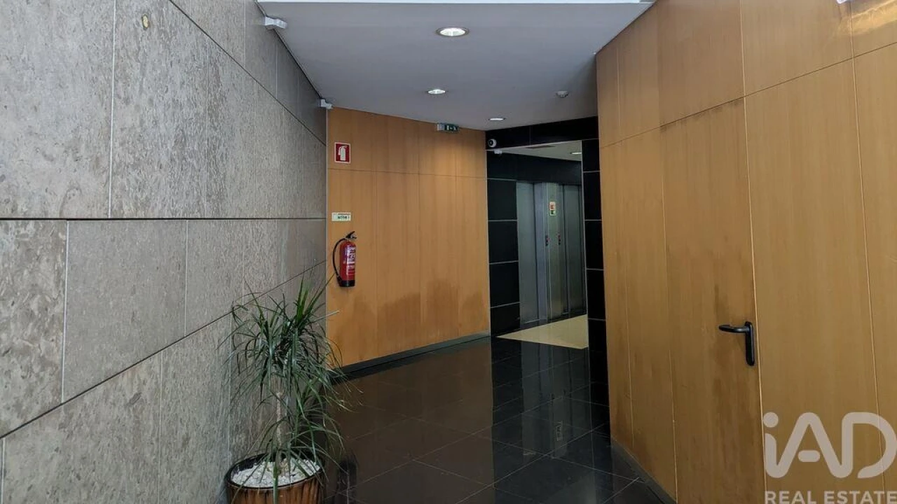 Apartamento T1 para Arrendamento em Aradas Foto 6