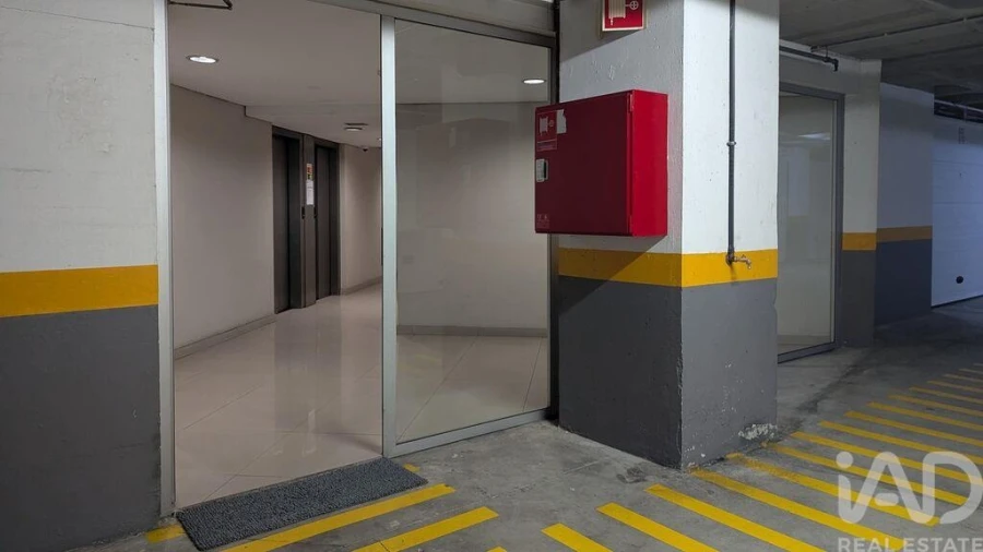 Apartamento T1 para Arrendamento em Aradas Foto 10