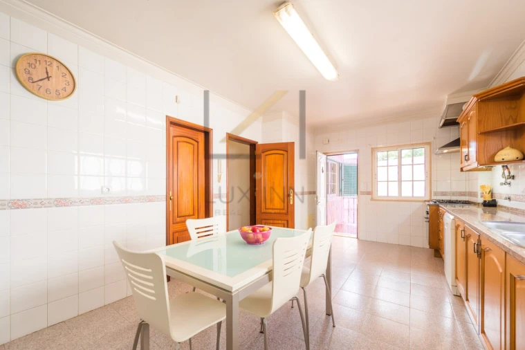 Moradia T4 para Venda em Carcavelos e Parede Foto 31