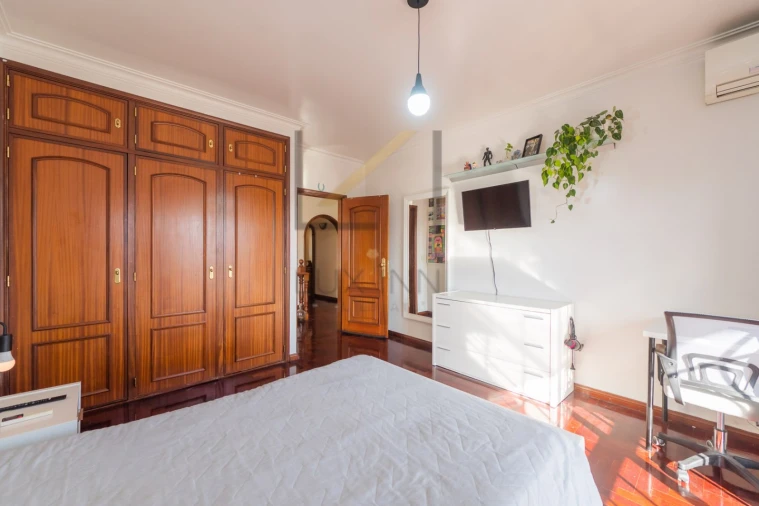 Moradia T4 para Venda em Carcavelos e Parede Foto 39