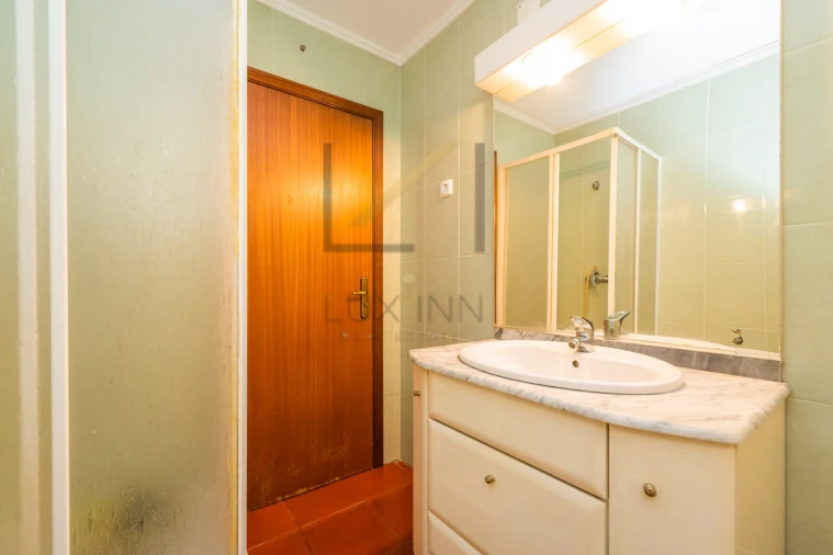 Moradia T4 para Venda em Carcavelos e Parede Foto 61