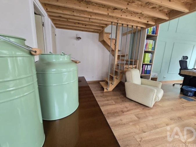 Loja para Venda em Santa Iria de Azoia, São João da Talha e Bobadela Foto 2