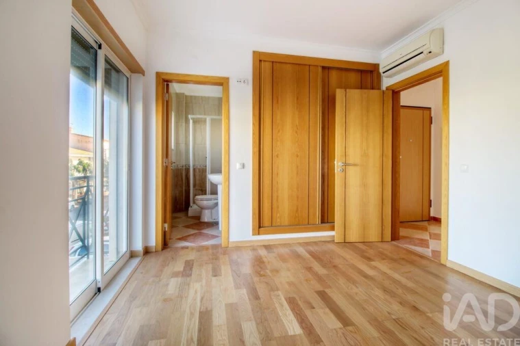 Apartamento T2 para Venda em Moncarapacho e Fuseta Foto 2