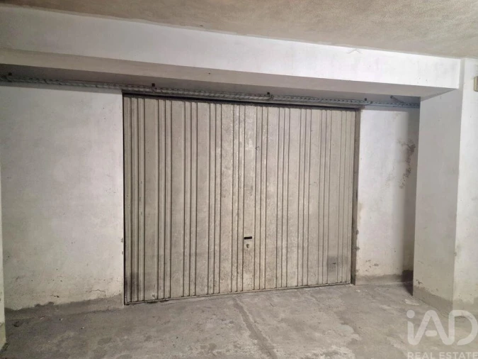 Garagem para Venda em Subportela, Deocriste e Portela Susã