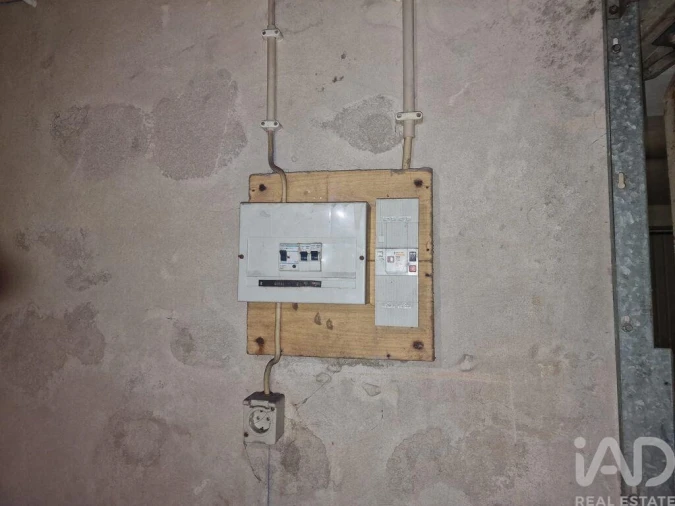 Garagem para Venda em Subportela, Deocriste e Portela Susã Foto 5