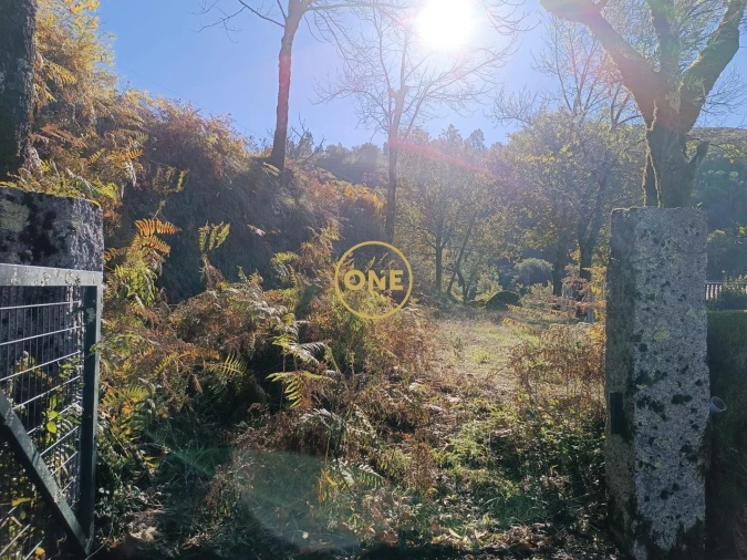 Terreno para Venda em Chorense e Monte Foto 2