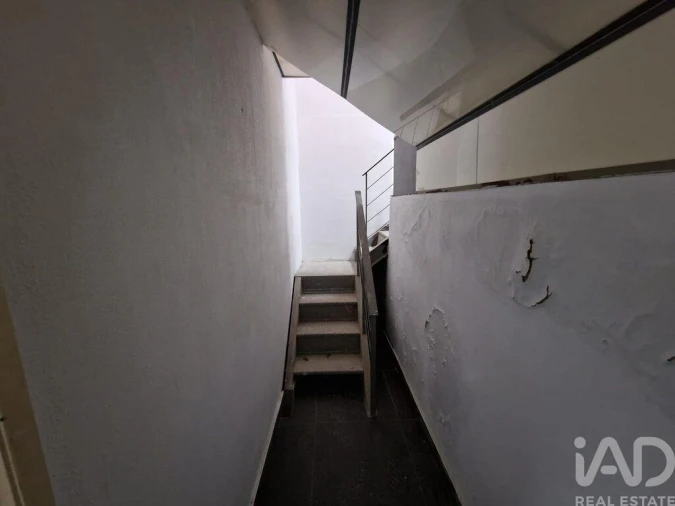 Loja para Arrendamento em Almada, Cova da Piedade, Pragal e Cacilhas Foto 26