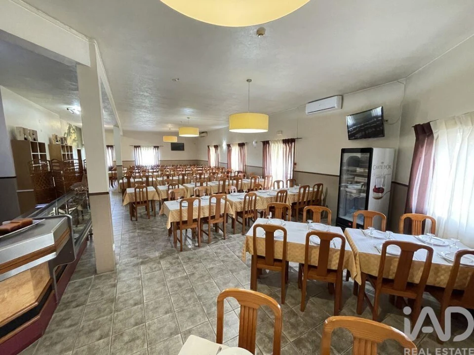 Loja para Venda em Madalena e Beselga Foto 3