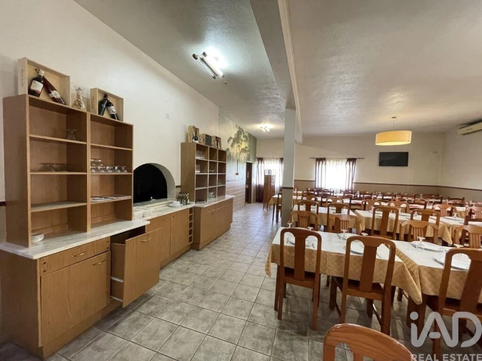 Loja para Venda em Madalena e Beselga Foto 2