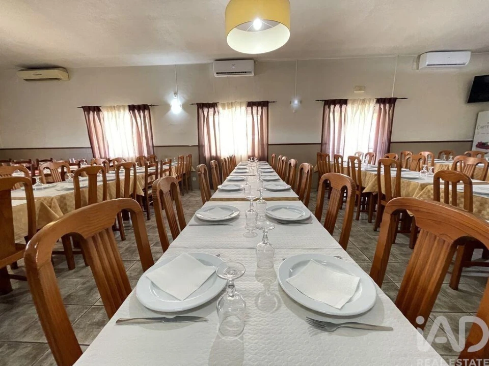 Loja para Venda em Madalena e Beselga Foto 1