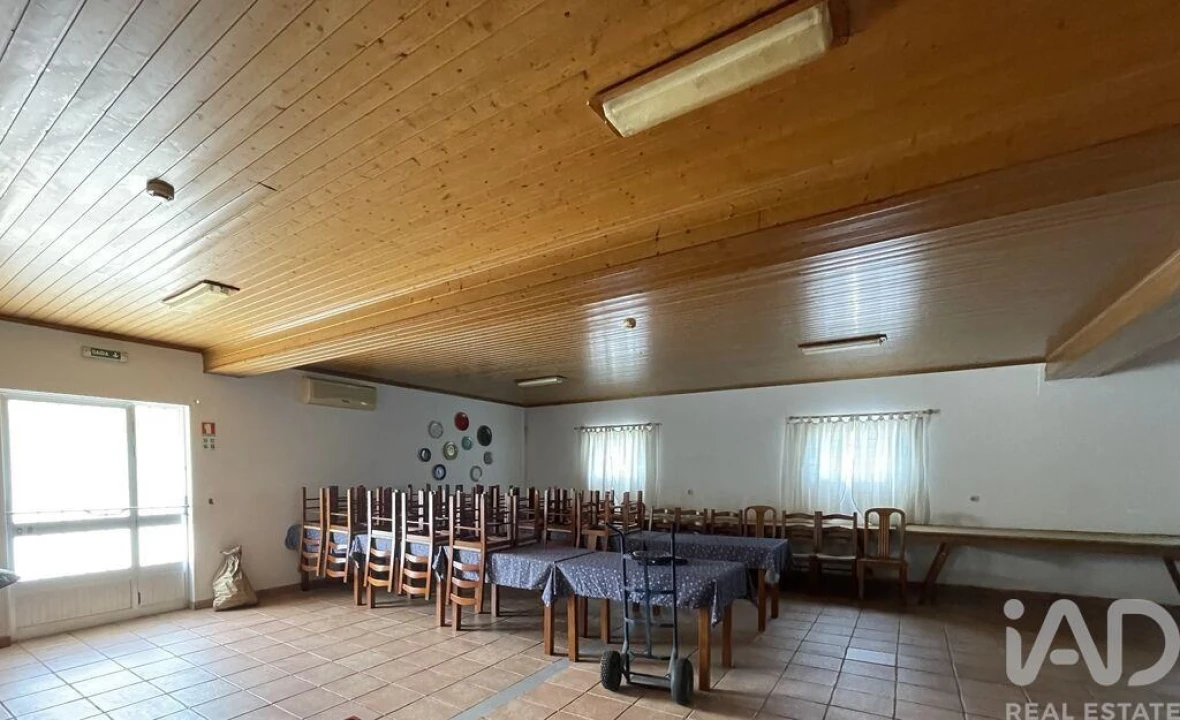 Loja para Venda em Madalena e Beselga Foto 20