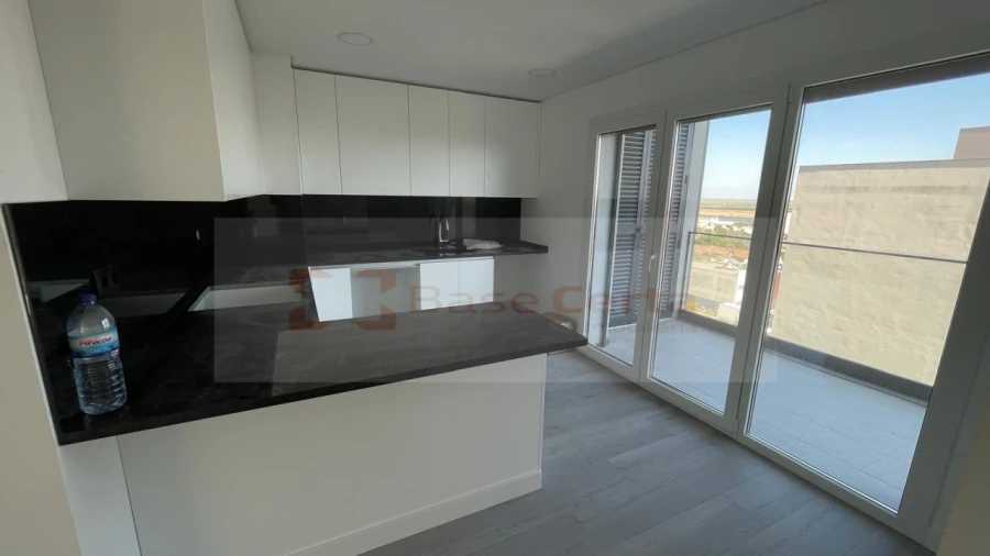 Apartamento T3 para Venda em Alverca do Ribatejo e Sobralinho Foto 3
