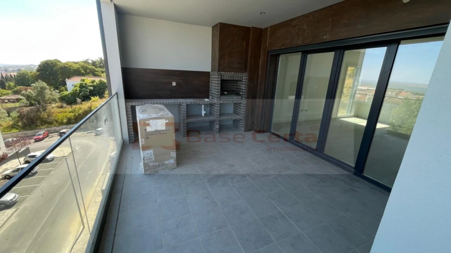 Apartamento T3 para Venda em Alverca do Ribatejo e Sobralinho Foto 35