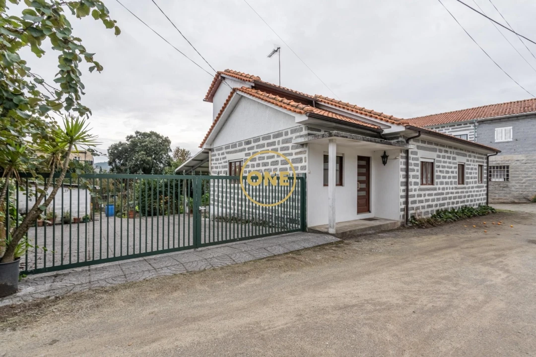 Moradia T4 para Venda em Joane Foto 15