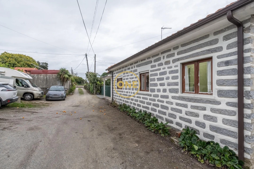 Moradia T4 para Venda em Joane Foto 23