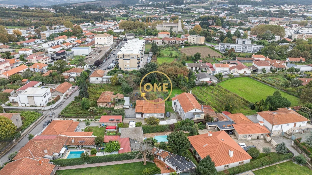 Moradia T4 para Venda em Joane Foto 30