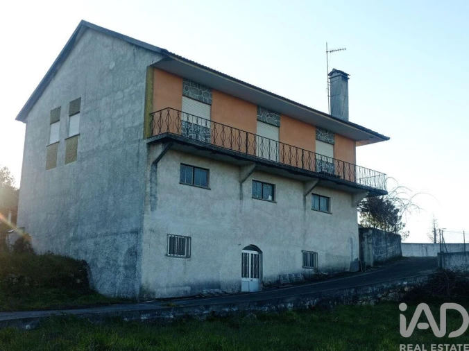 Moradia T4 para Venda em Vila Nova de Paiva, Alhais e Fráguas Foto 2