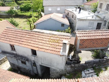 Moradia T3 para Venda em Chorense e Monte