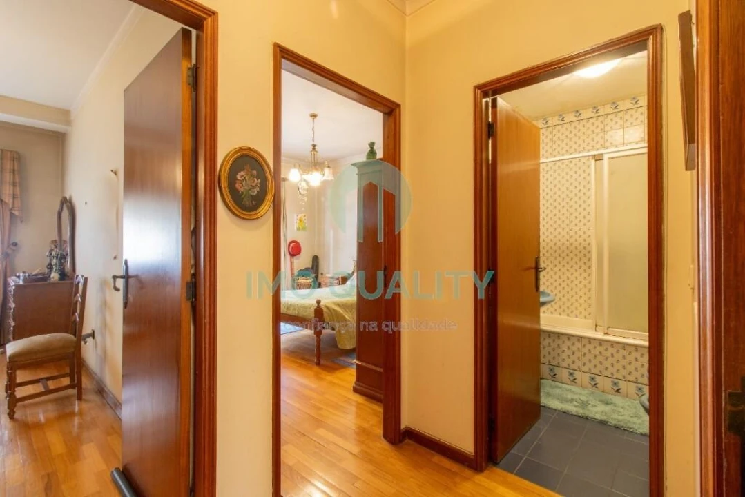 Apartamento T2 para Venda em Cedofeita, Santo Ildefonso, Sé, Miragaia, São Nicolau e Vitória Foto 9