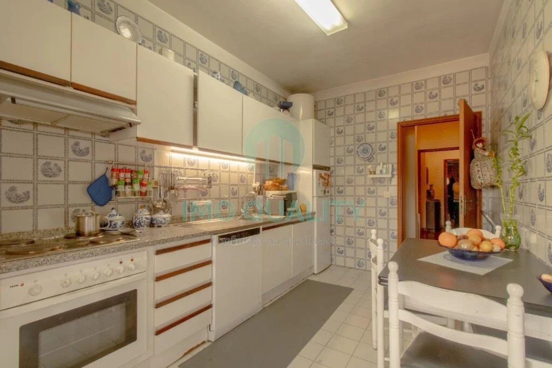 Apartamento T2 para Venda em Cedofeita, Santo Ildefonso, Sé, Miragaia, São Nicolau e Vitória Foto 17