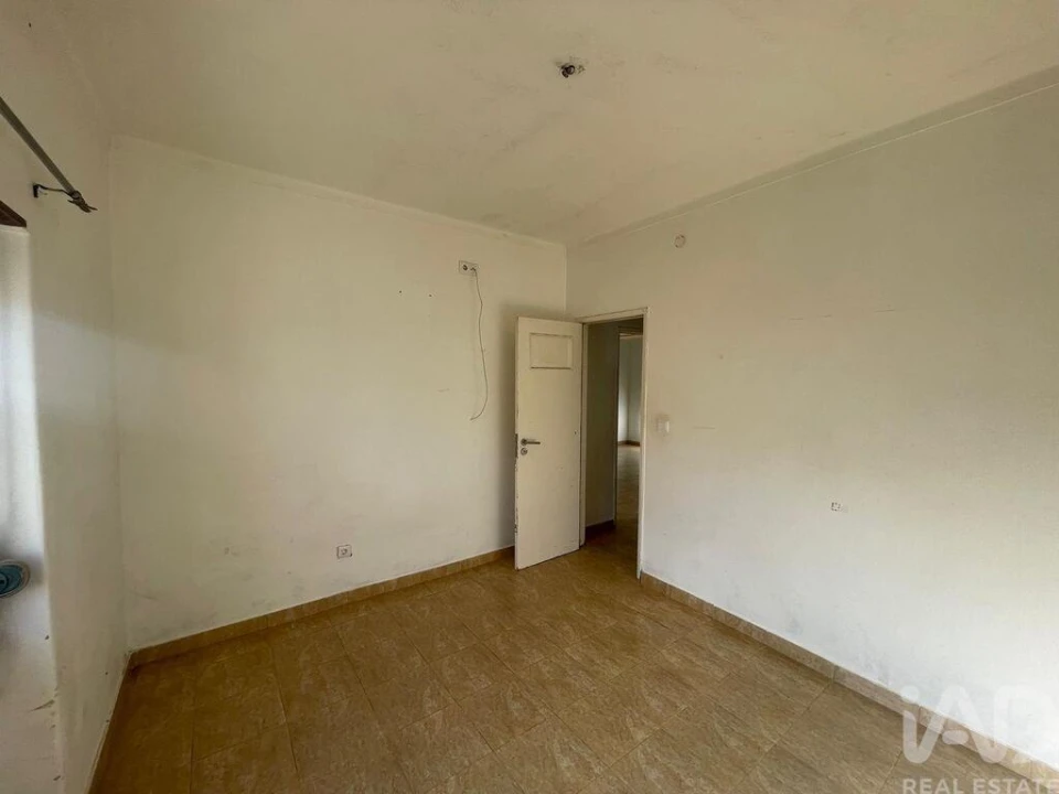 Moradia T2 para Venda em Santa Maria, São Pedro e Matacães Foto 18