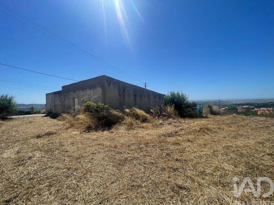 Moradia T2 para Venda em Santa Maria, São Pedro e Matacães Foto 3