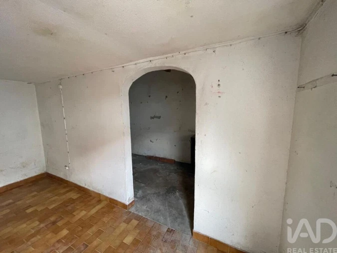 Moradia T2 para Venda em Santa Maria, São Pedro e Matacães Foto 10