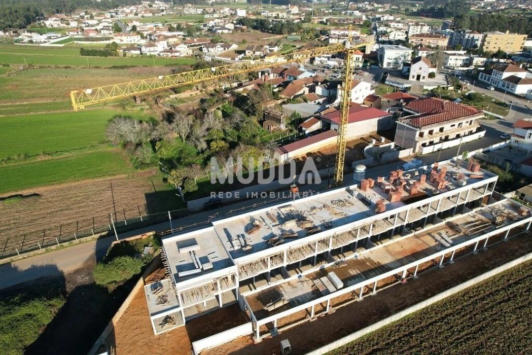 Moradia T3 para Venda em Loureiro Foto 7