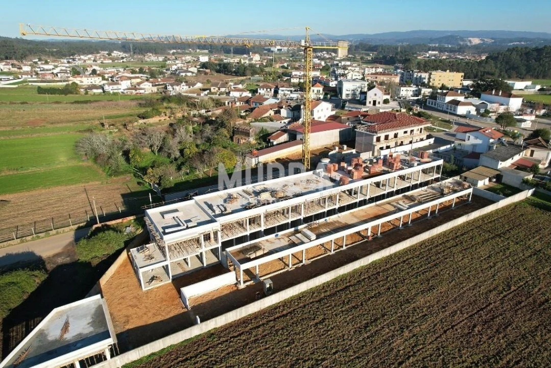 Moradia T3 para Venda em Loureiro Foto 8