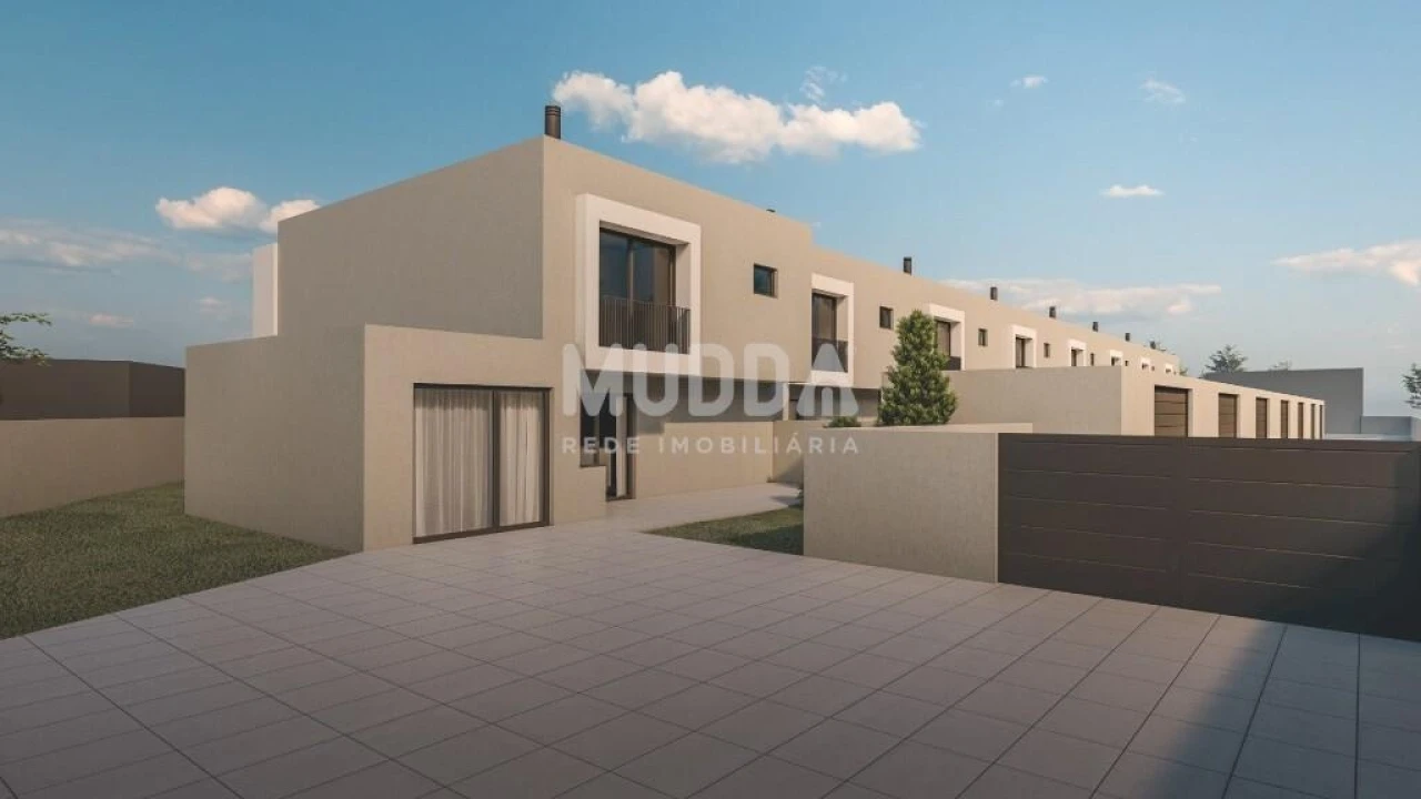 Moradia T3 para Venda em Loureiro Foto 4