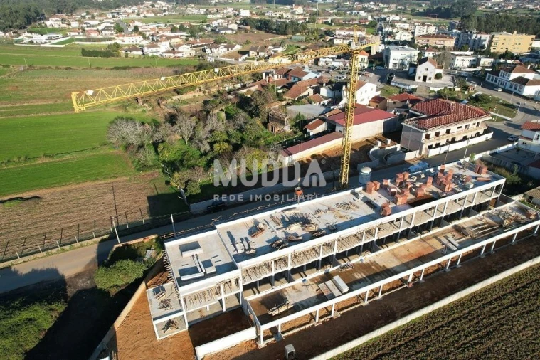 Moradia T3 para Venda em Loureiro Foto 7