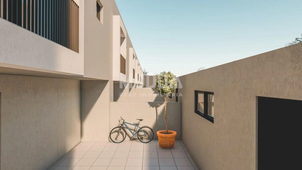 Moradia T3 para Venda em Loureiro Foto 5