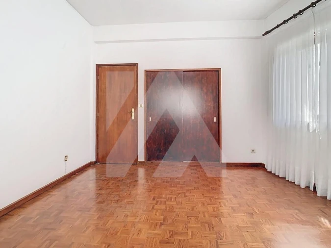 Escritório para Arrendamento em Ovar, São João, Arada e São Vicente de Pereira Jusã Foto 4