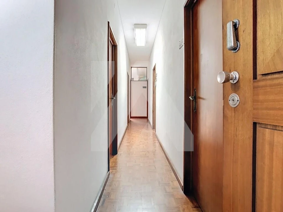 Escritório para Arrendamento em Ovar, São João, Arada e São Vicente de Pereira Jusã Foto 8