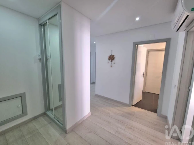 Apartamento T2 para Venda em Vila Praia de Ancora Foto 1