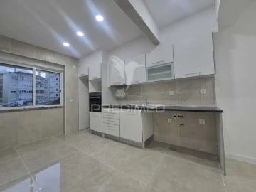 Apartamento T2 para Venda em Almada, Cova da Piedade, Pragal e Cacilhas
