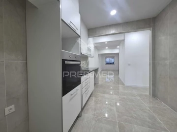 Apartamento T2 para Venda em Almada, Cova da Piedade, Pragal e Cacilhas