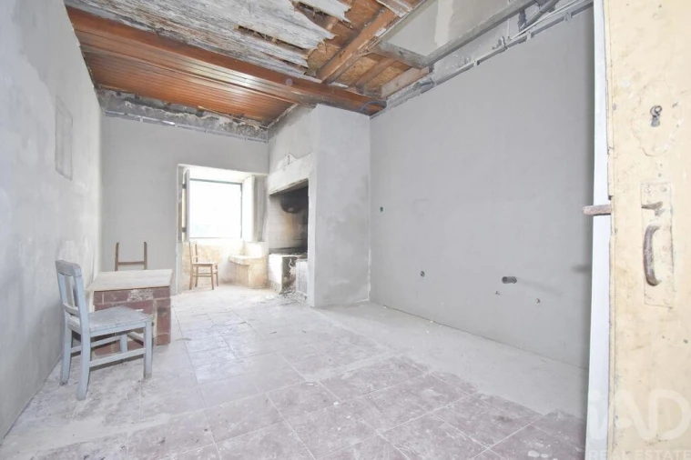 Moradia T4 para Venda em São Miguel, Santa Eufémia e Rabaçal Foto 7