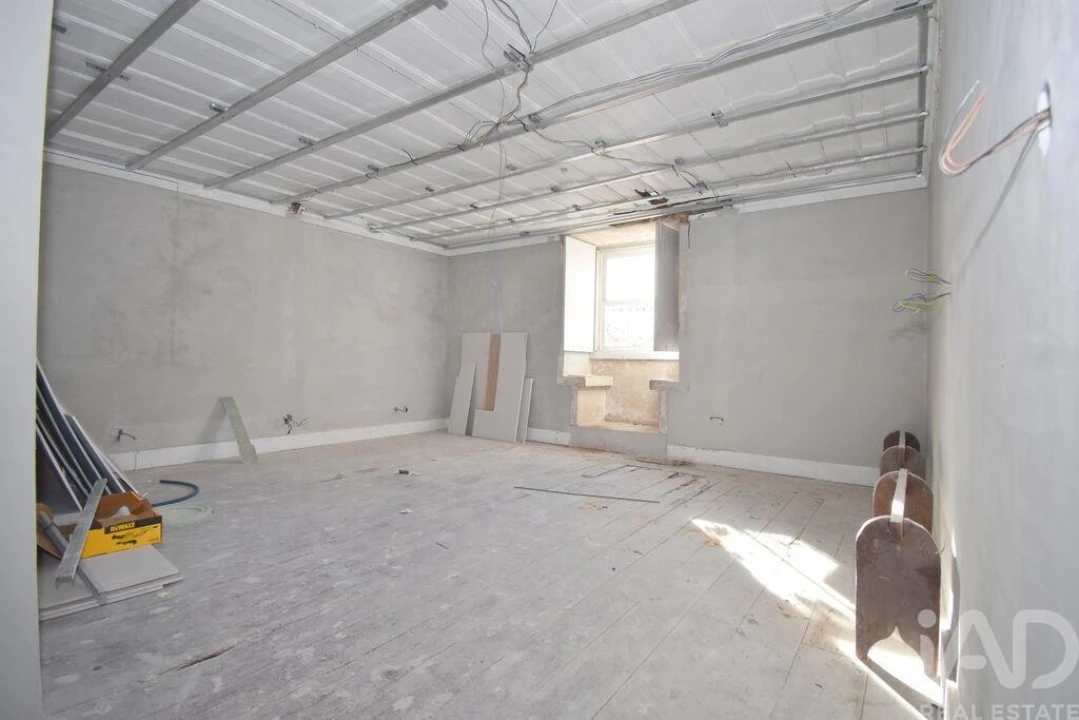 Moradia T4 para Venda em São Miguel, Santa Eufémia e Rabaçal Foto 9