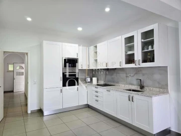Apartamento T3 para Venda em Albufeira e Olhos de Água