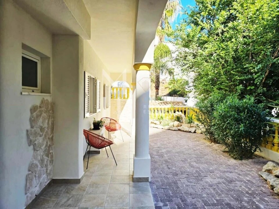 Apartamento T3 para Venda em Albufeira e Olhos de Água Foto 1