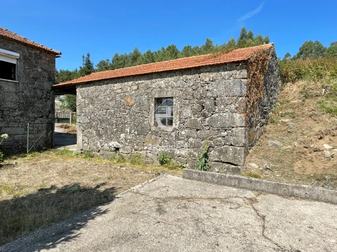 Moradia T2 para Venda em Cunha Foto 11